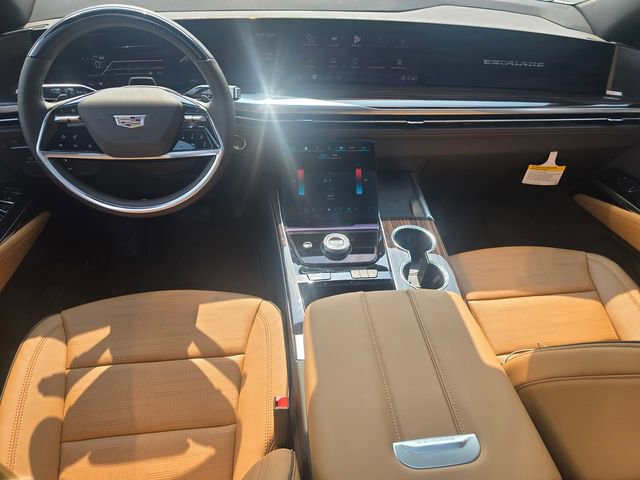 New 2026 Cadillac Escalade Luxury w/ Touring Package AWD/4WD image 16