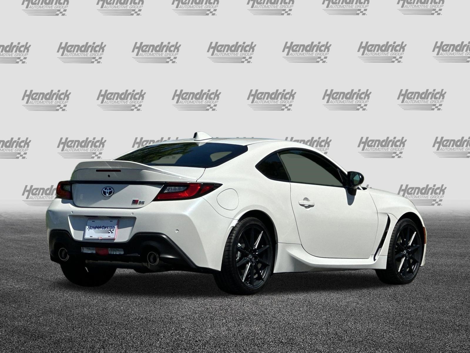 Used 2025 Toyota GR86 Premium w/ ALL Weather Mat Package (TMS) image 5