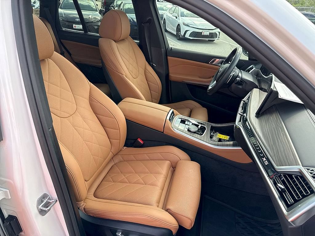 Used 2026 BMW X5 sDrive40i w/ Premium Package RWD image 25