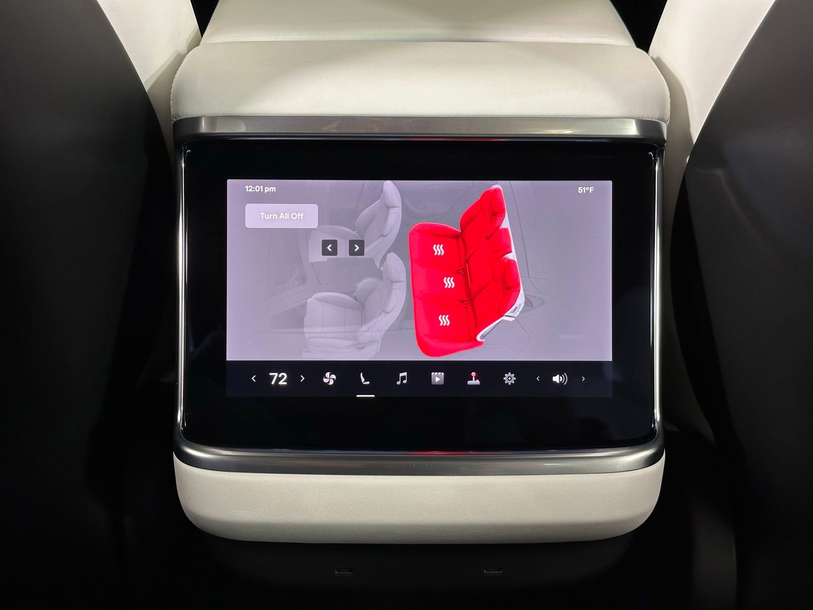 Used 2022 Tesla Model S image 31