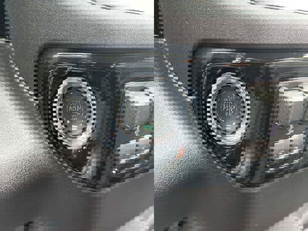 New 2026 GMC Sierra 1500 Elevation image 17