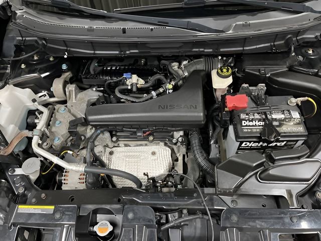 Used 2016 Nissan Rogue SV image 25