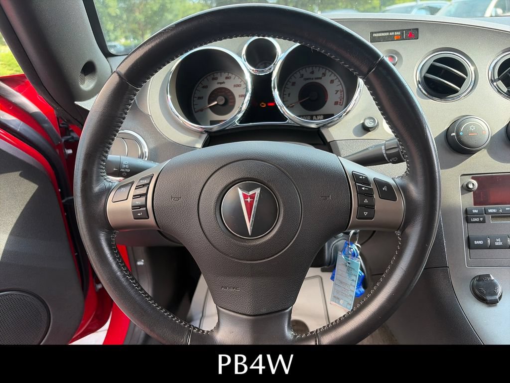 Used 2007 Pontiac Solstice Convertible w/ Premium Package RWD image 27