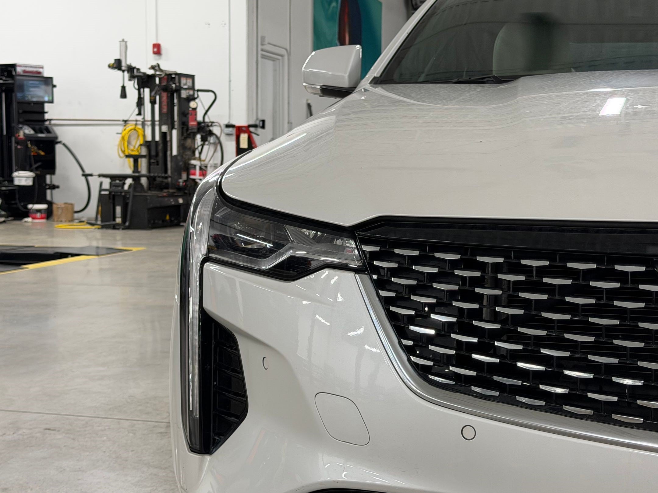 Certified 2023 Cadillac CT4 Premium Luxury RWD image 11