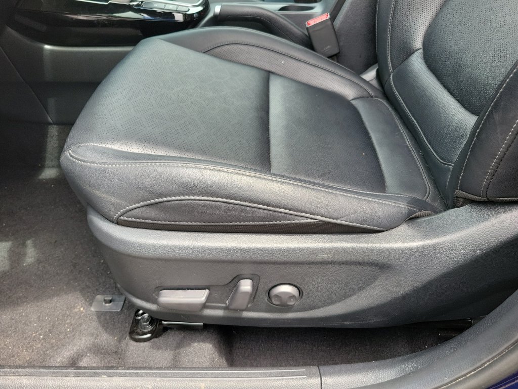 Used 2025 Kia Seltos EX w/ EX Sunroof Package FWD image 13