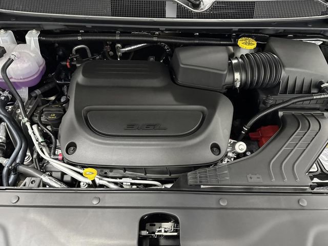 New 2026 Chrysler Pacifica Limited w/ S Appearance Package image 40