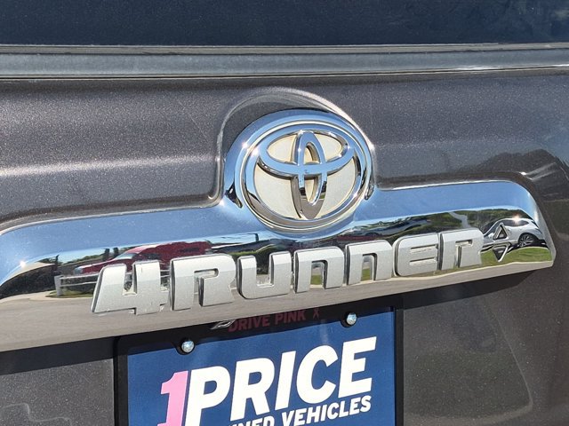 Used 2015 Toyota 4Runner Limited AWD/4WD image 24