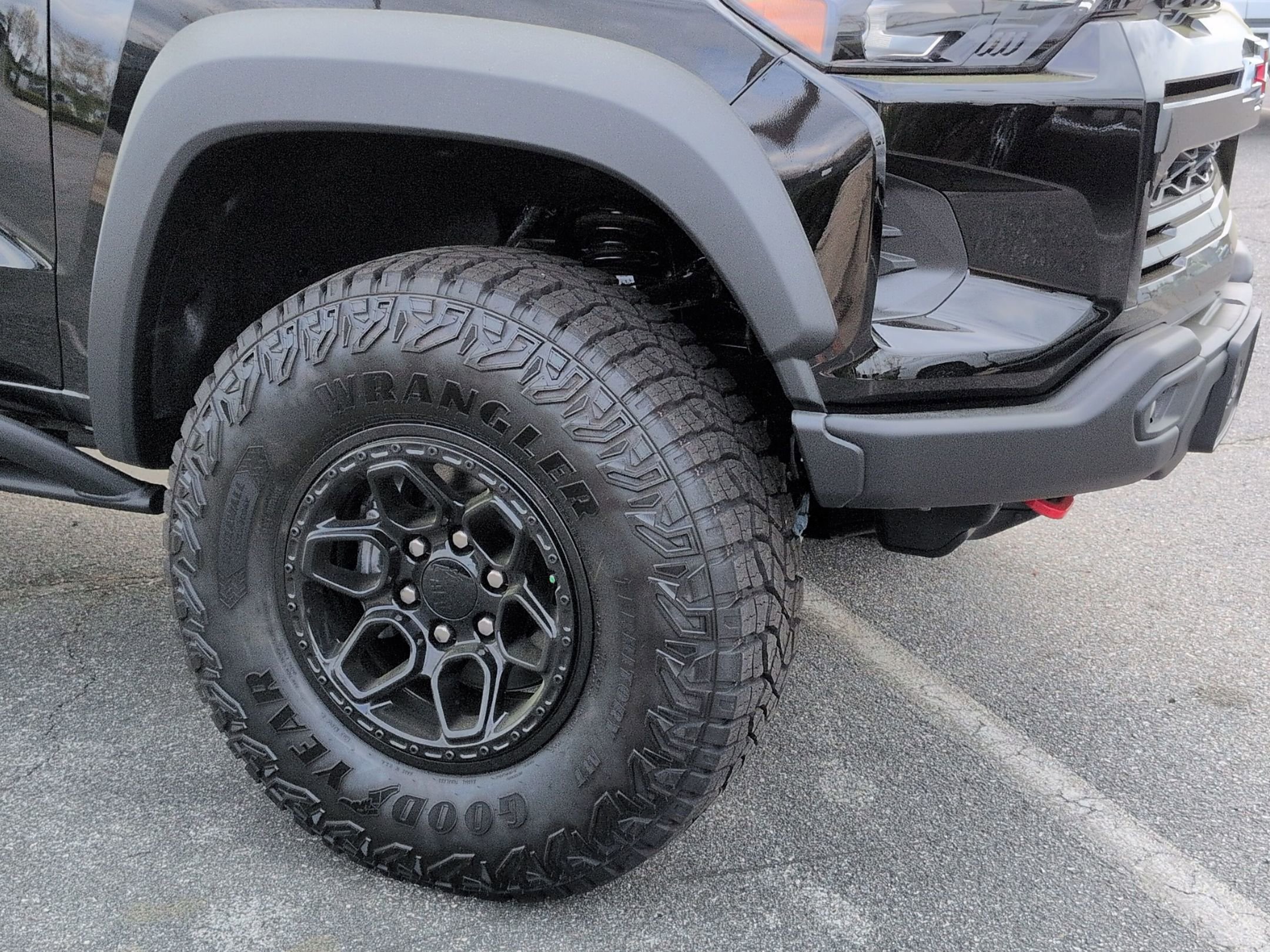 New 2026 Chevrolet Colorado ZR2 w/ ZR2 Bison Edition image 11