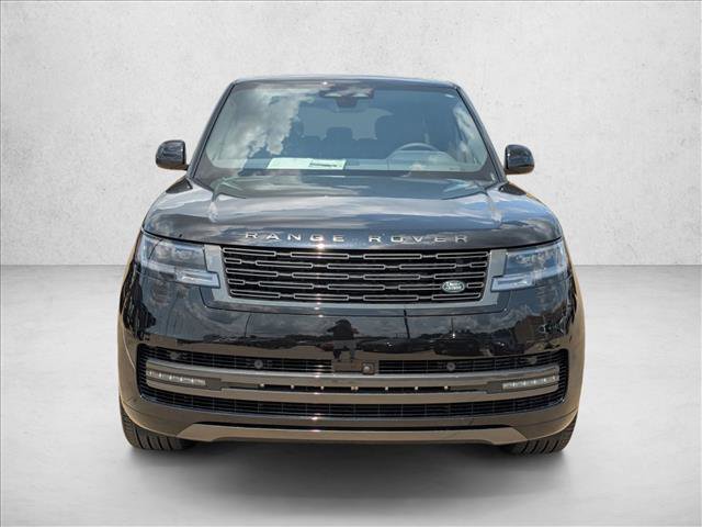 New 2025 Land Rover Range Rover Long Wheelbase SE image 6