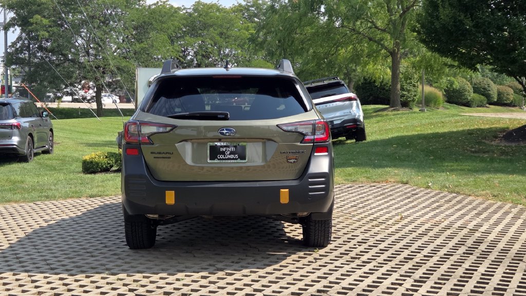 Used 2025 Subaru Outback Wilderness w/ Wilderness Package AWD/4WD image 7