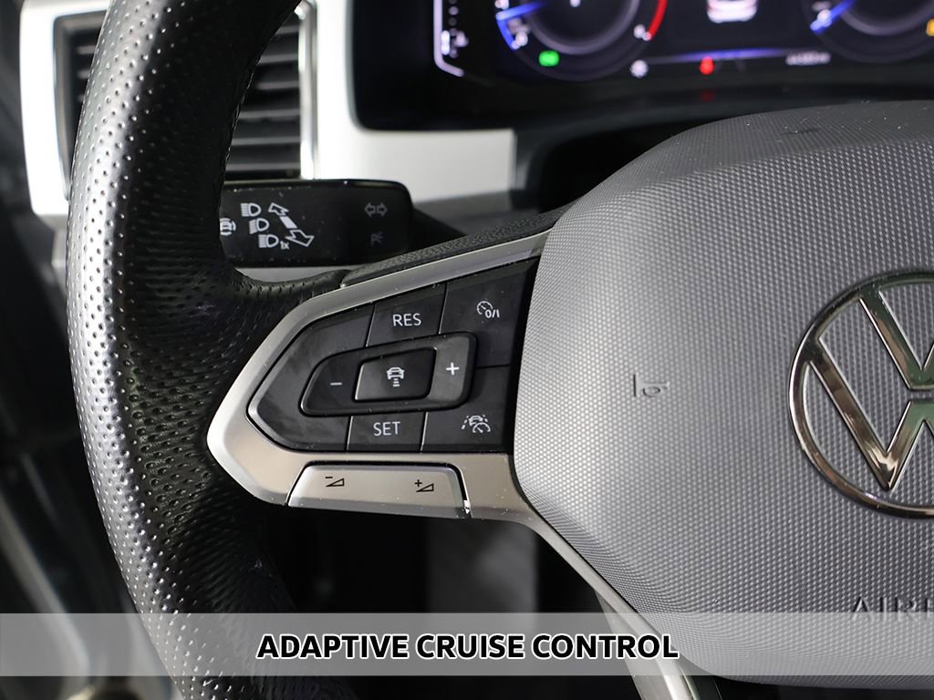 Used 2022 Volkswagen Atlas Cross Sport SEL R-Line image 5