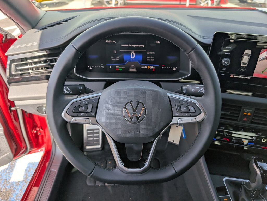 Used 2025 Volkswagen Jetta Sport image 14