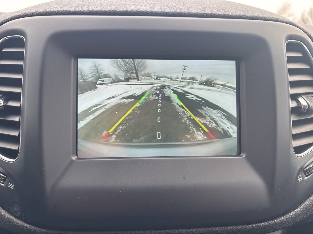 Certified 2021 Jeep Compass Latitude image 20