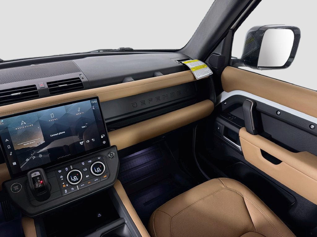 New 2026 Land Rover Defender 130 X-Dynamic SE AWD/4WD image 25