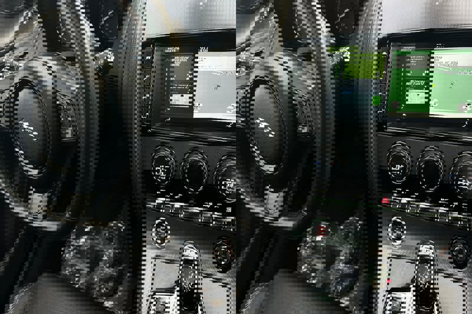 Used 2018 Jaguar F-TYPE R-Dynamic image 14