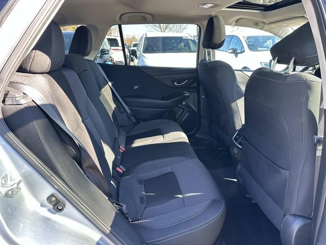 Used 2024 Subaru Outback Premium image 11