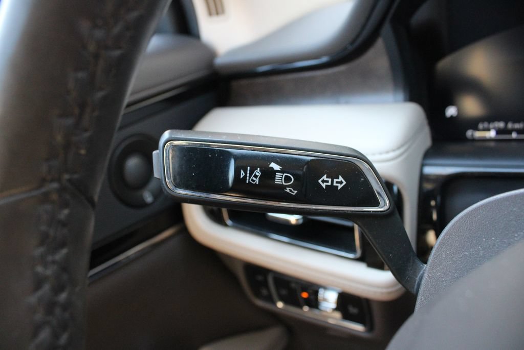 Used 2023 Lincoln Nautilus Reserve w/ Equipment Group 201A AWD/4WD image 13