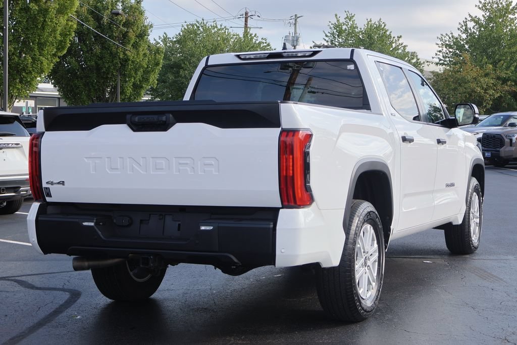 Used 2024 Toyota Tundra SR5 w/ SR5 Convenience Package AWD/4WD image 8