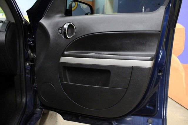 Used 2010 Chevrolet HHR LS image 9