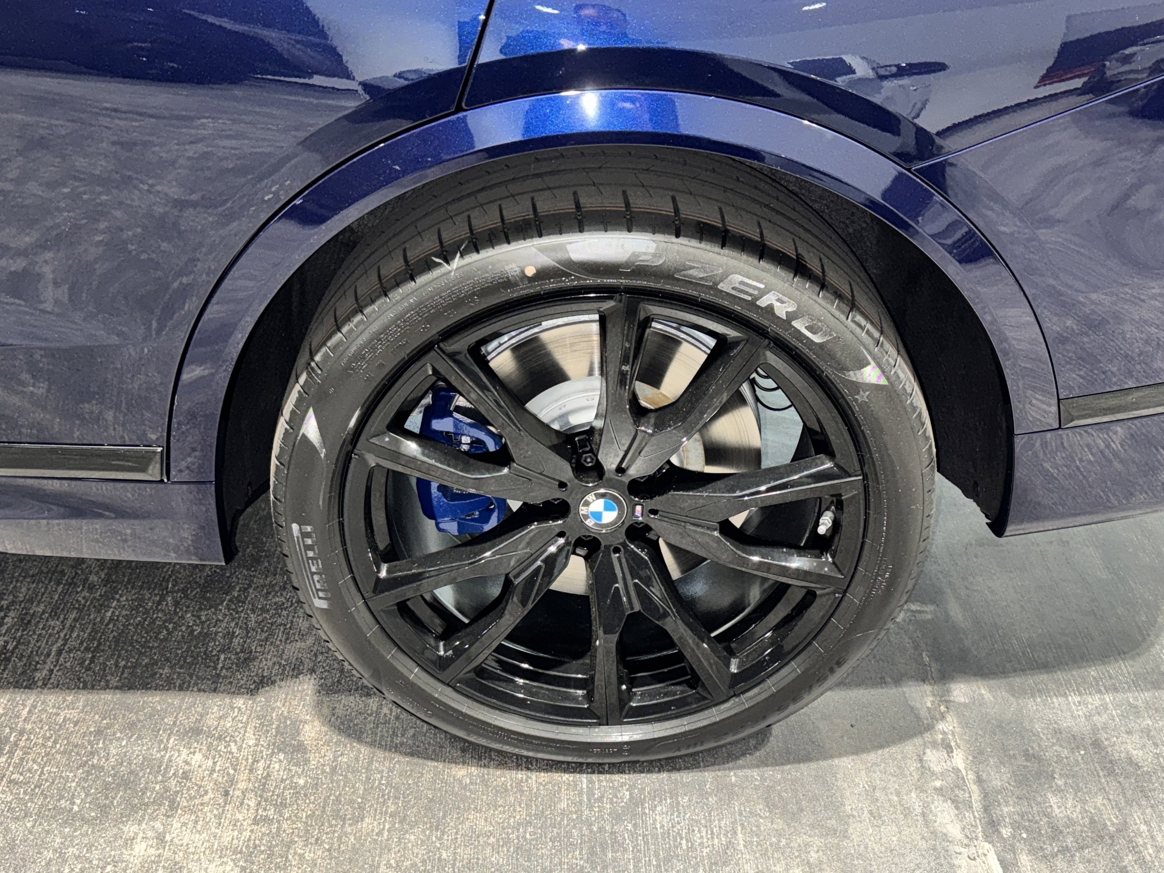 New 2026 BMW X7 M60i image 26