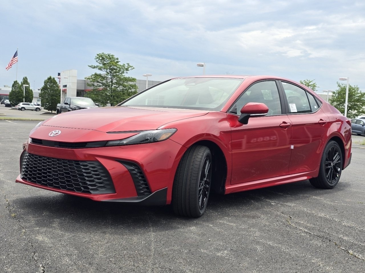New 2026 Toyota Camry SE FWD image 10