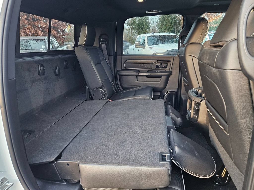 New 2026 RAM 3500 Limited AWD/4WD image 17
