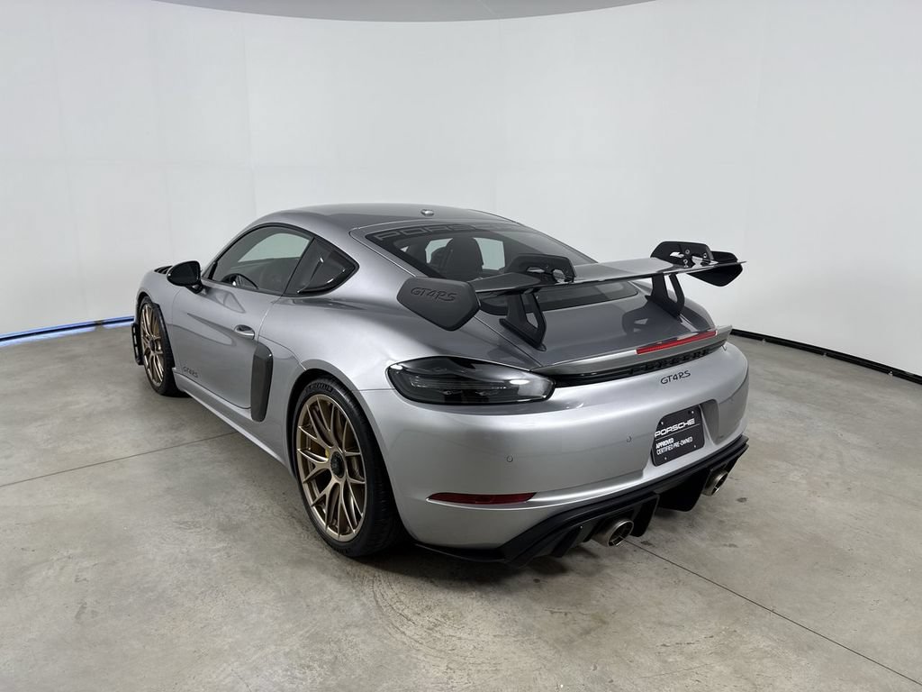 Certified 2024 Porsche 718 Cayman GT4 RS RWD image 3