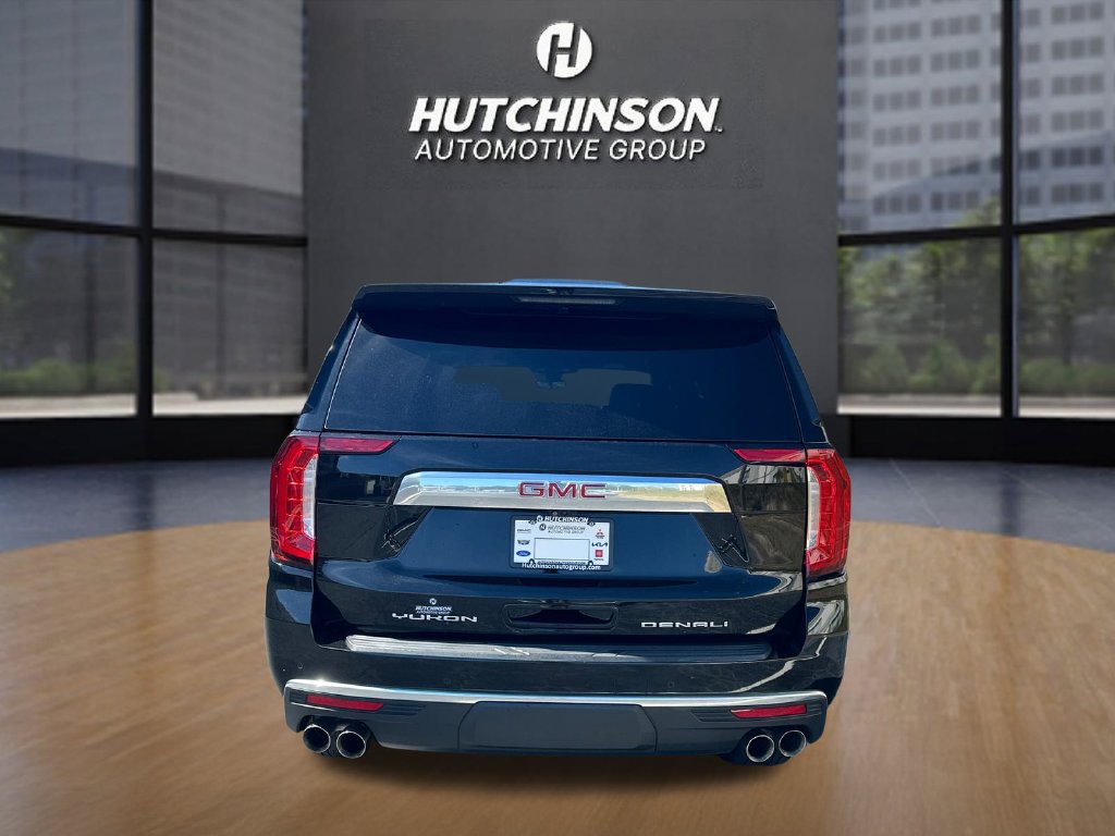 Used 2022 GMC Yukon XL Denali w/ Advanced Technology Package AWD/4WD image 6