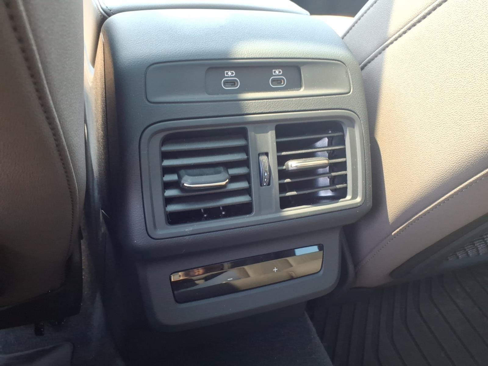 Used 2025 Audi Q5 Premium w/ Convenience Package AWD/4WD image 18