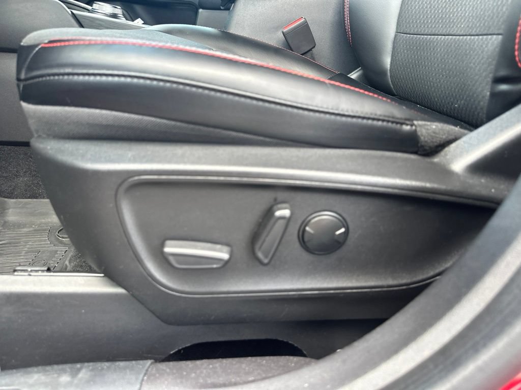 Used 2023 Ford Escape ST-Line w/ Tech Pack #1 AWD/4WD image 18