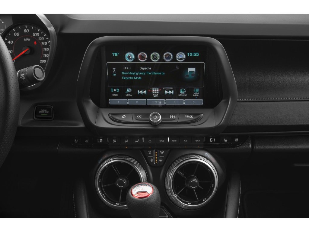 Used 2018 Chevrolet Camaro SS RWD image 7