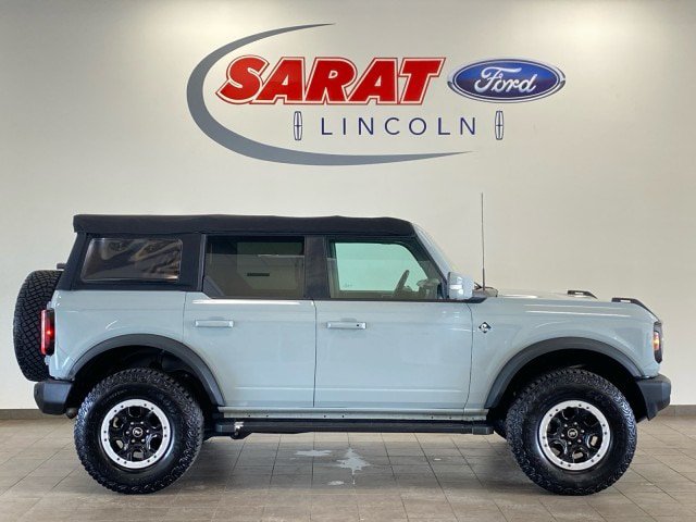 Used 2021 Ford Bronco Outer Banks w/ Sasquatch Package AWD/4WD video 1