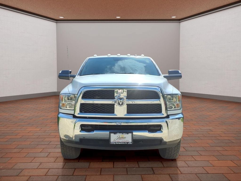 Used 2018 RAM 2500 Tradesman w/ Chrome Appearance Group AWD/4WD image 2