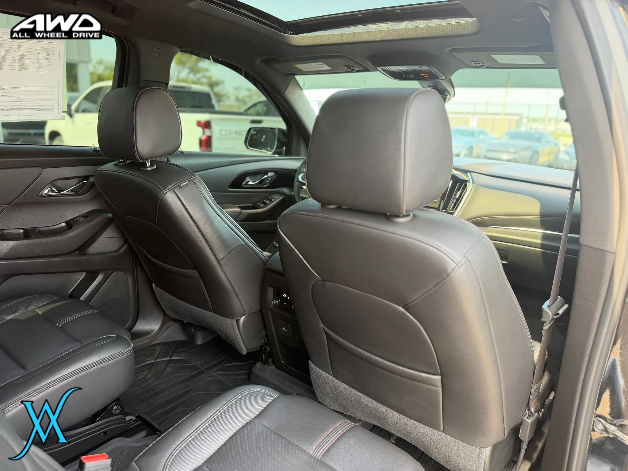 Used 2023 Chevrolet Traverse RS w/ LPO, Floor Liner Package AWD/4WD image 19
