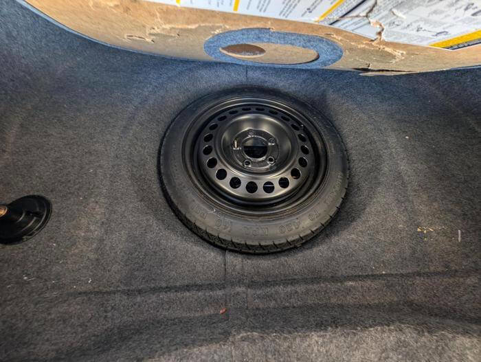 Used 2003 Buick Century Custom FWD image 25