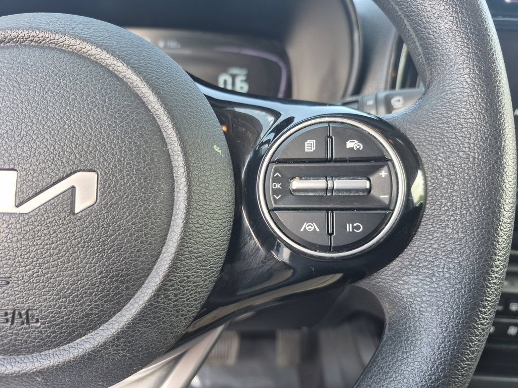 Certified 2023 Kia Soul S FWD image 21