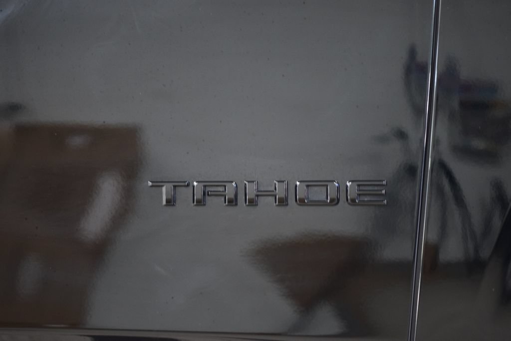 Used 2024 Chevrolet Tahoe RST w/ Luxury Package AWD/4WD image 14