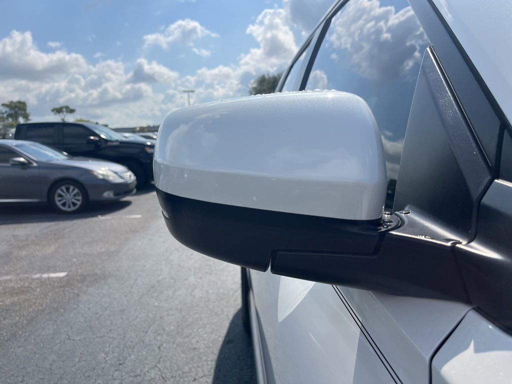 Used 2023 Honda Pilot EX-L image 13