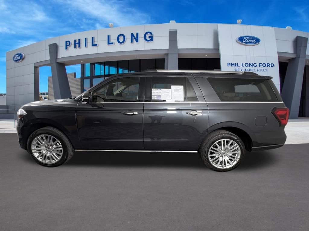 Used 2024 Ford Expedition Max Limited AWD/4WD image 4