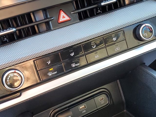 Used 2023 Kia Sportage LX image 15