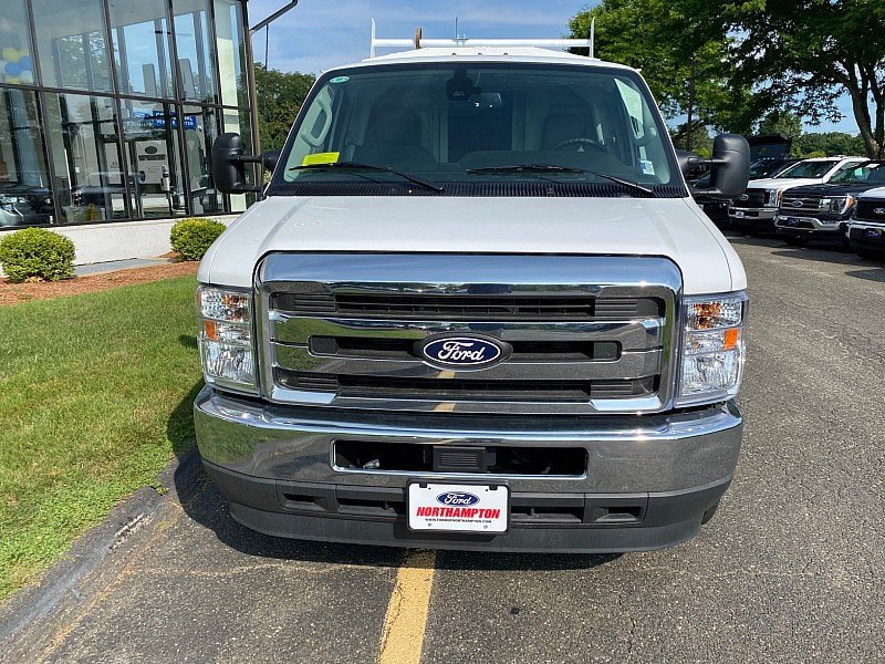 New 2026 Ford E-350 and Econoline 350 Super Duty w/ Power Equipment Group RWD image 2