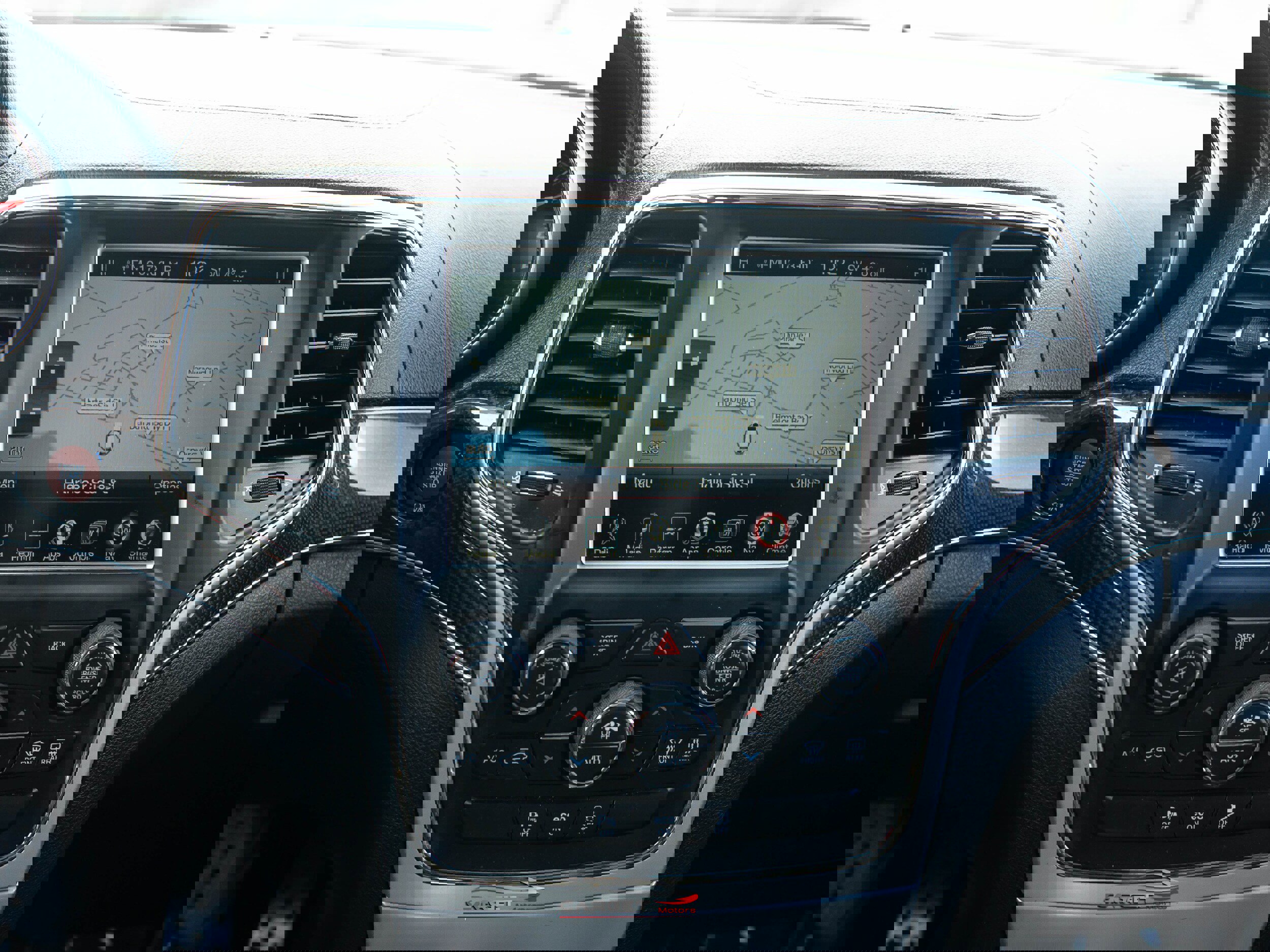 Used 2016 Jeep Grand Cherokee SRT image 31