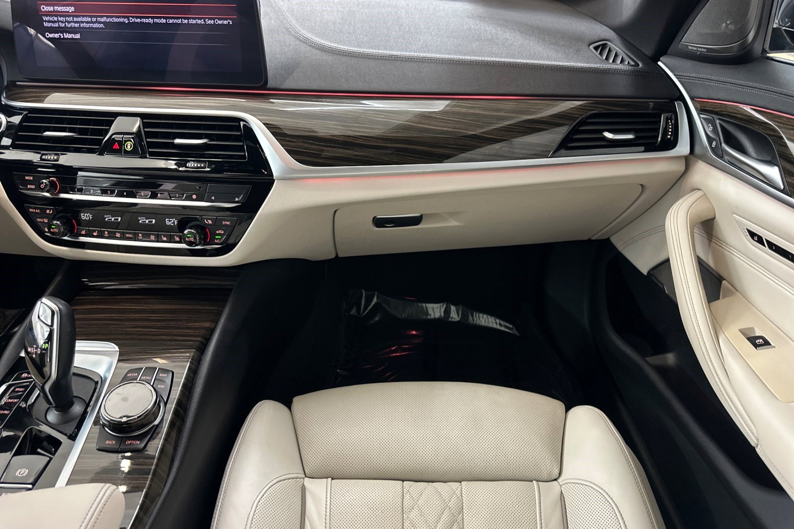 Certified 2023 BMW 530i w/ Executive Package image 30