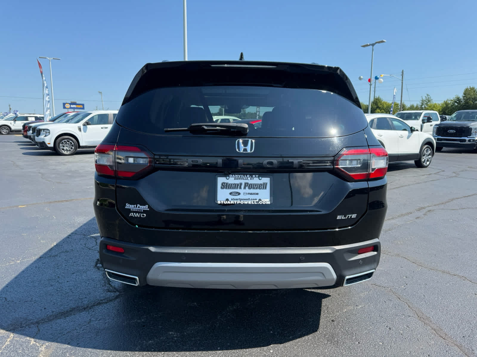 Used 2024 Honda Pilot Elite image 23