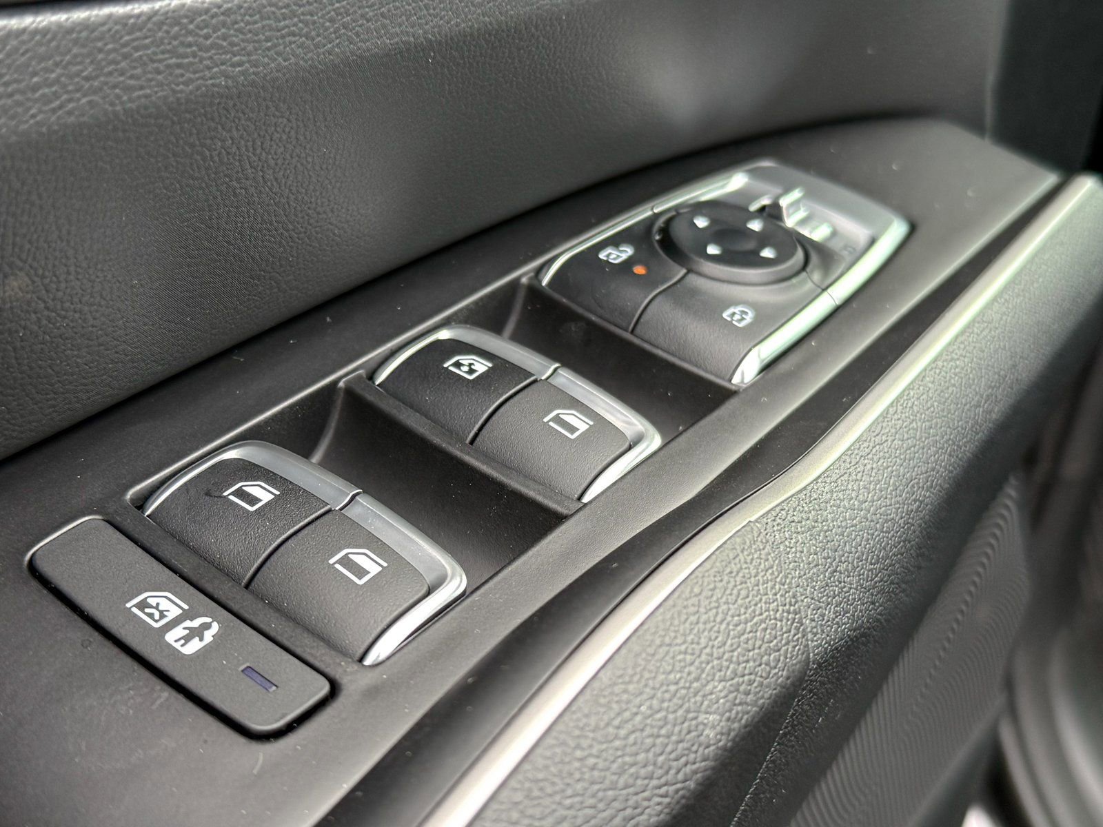 New 2026 Kia Sorento X-Line EX image 14