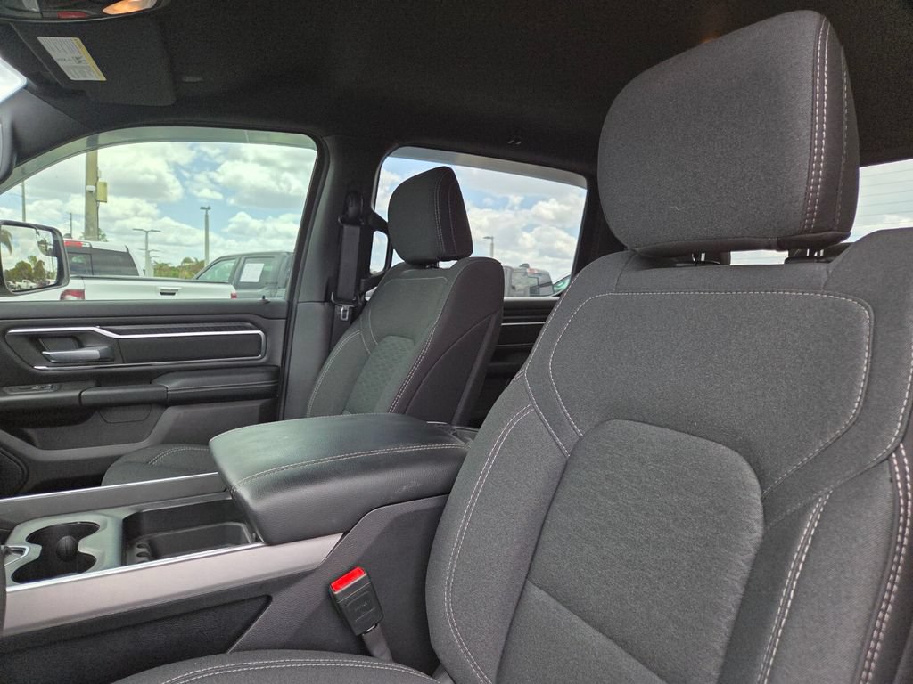Used 2025 RAM 1500 Big Horn AWD/4WD image 21