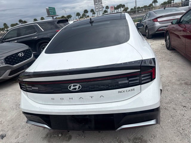Certified 2024 Hyundai Sonata SEL w/ Convenience Package FWD image 8