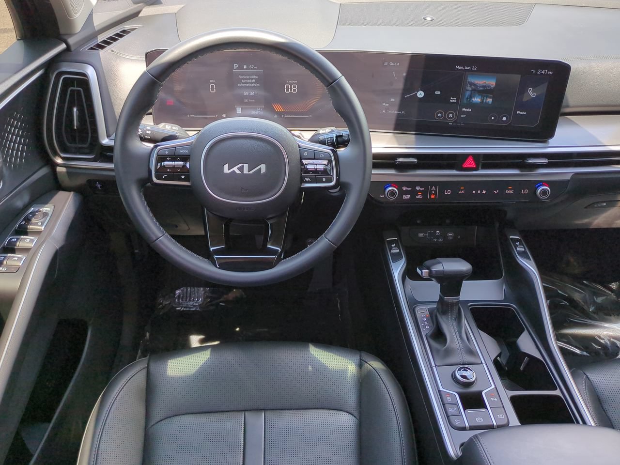 Certified 2024 Kia Sorento S w/ Panoramic Sunroof Package FWD image 16
