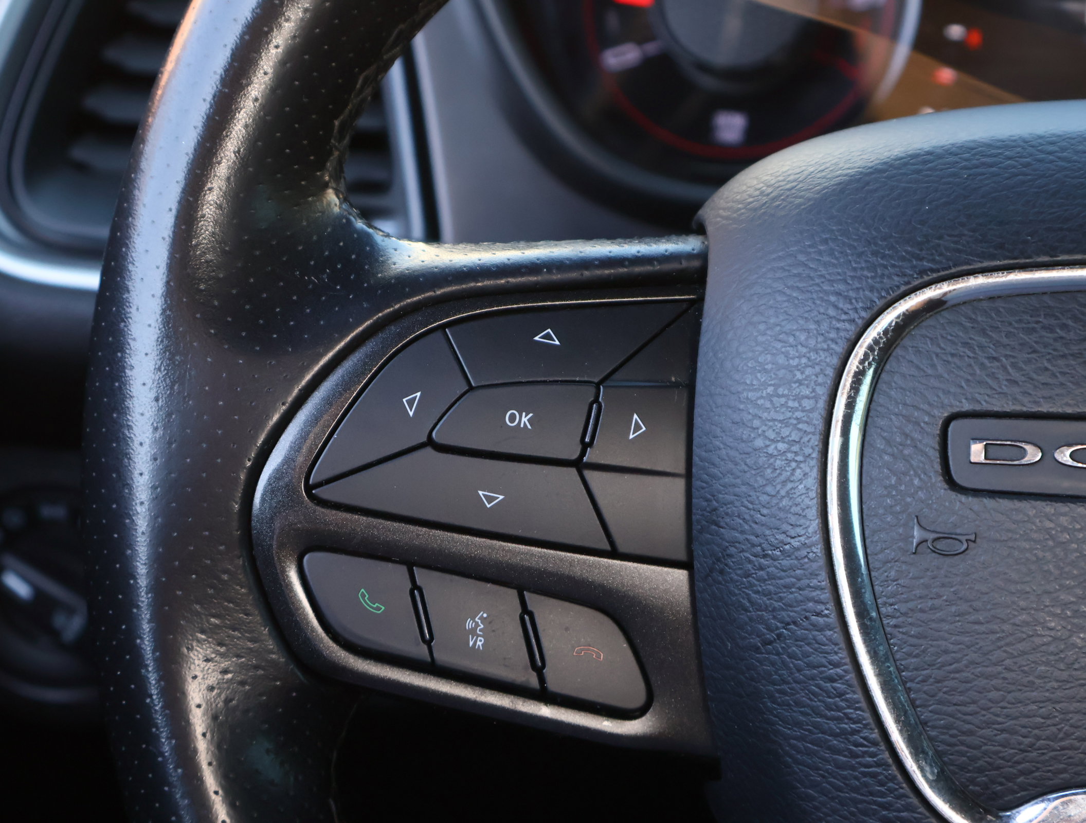 Used 2020 Dodge Challenger SXT w/ Blacktop Package image 11