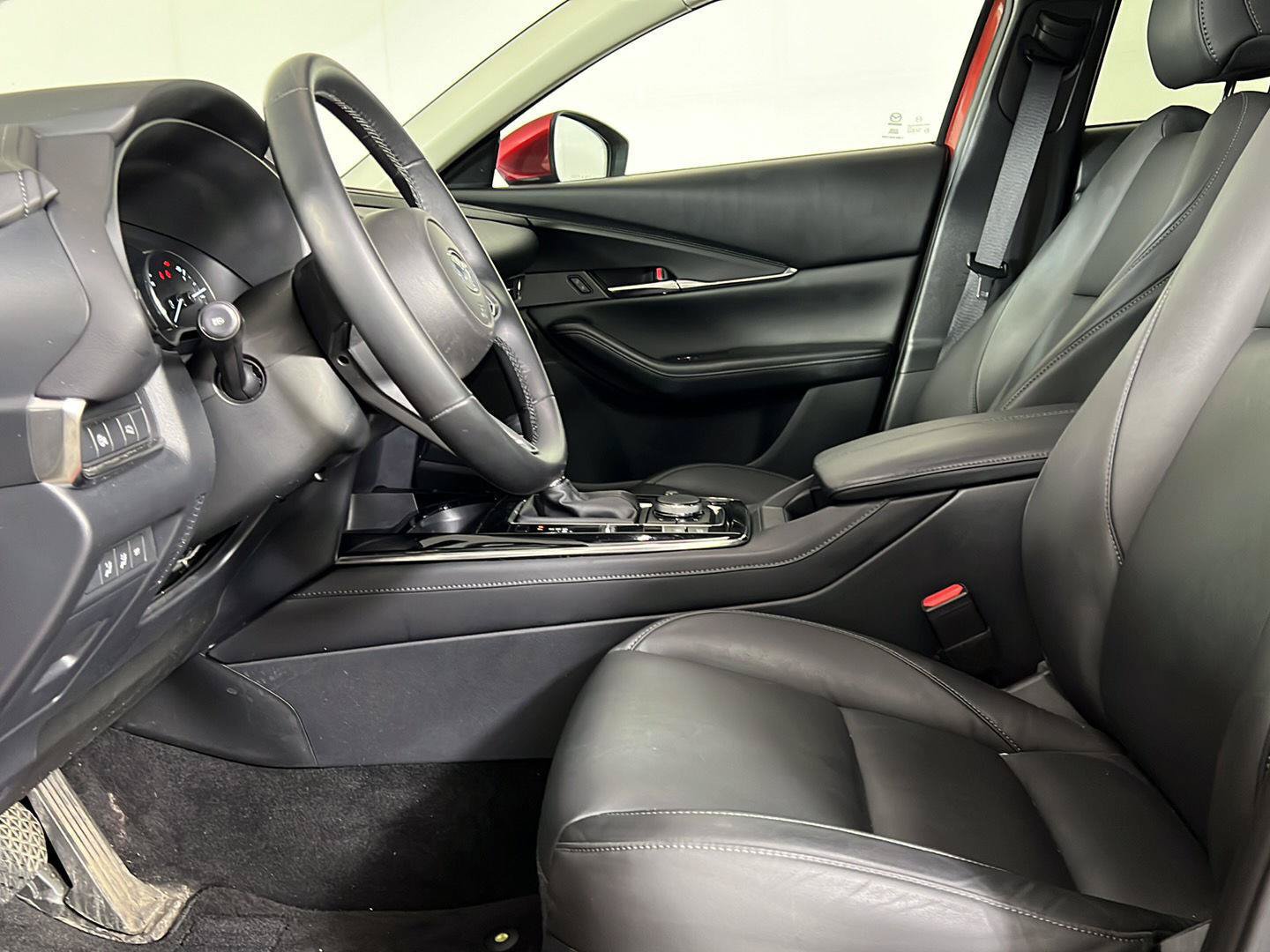 Used 2025 MAZDA CX-30 AWD 2.5 S w/ Preferred Package image 2